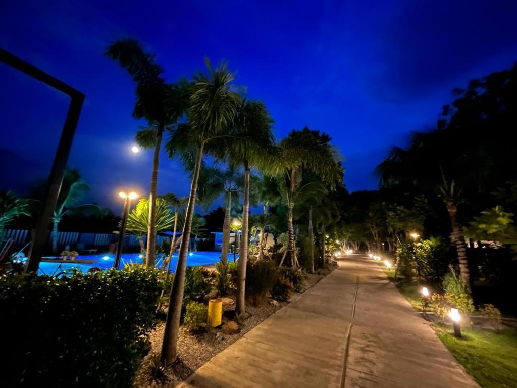 Sunset Resorts And Bar Ban Nong Chaeng  외부 사진